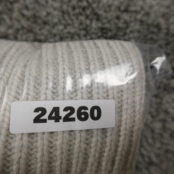 Gap Sweater Womens XS White Chunky 3D Cable Knit Pullover Crewneck Fisherman Top - Picture 12 of 12